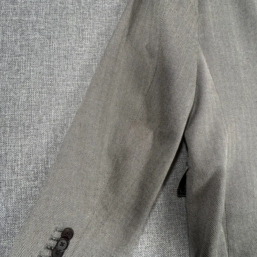 Banana Republic Blazer Mens 42R Gray Herringbone Tailored Fit Cotton Sport Coat